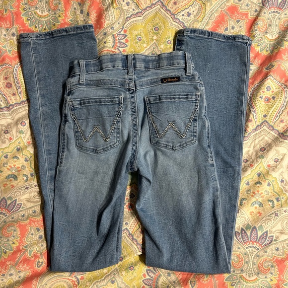 ❌SOLD❌ Wrangler Willow Jeans for women - Picture 2 of 4
